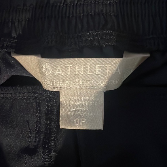 Athleta Chelsea Utility Jogger in Navy SZ 0 Petite EUC - Picture 6 of 9